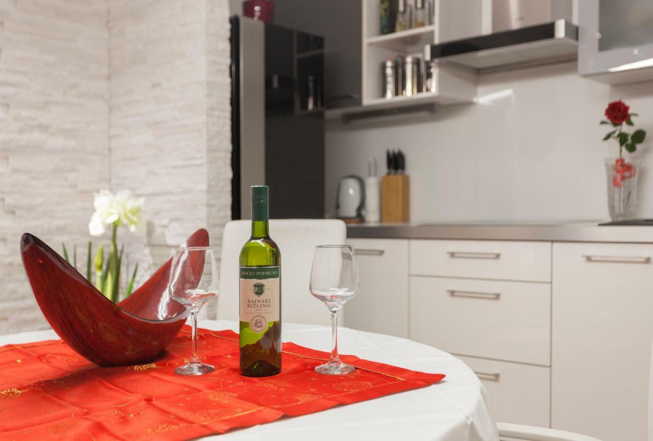 Luxury Apartment Σπλιτ Εξωτερικό φωτογραφία